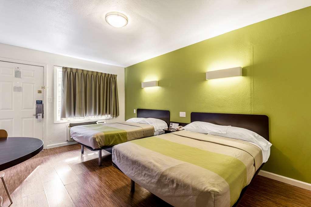 Motel 6 Сан-Рафел Номер фото