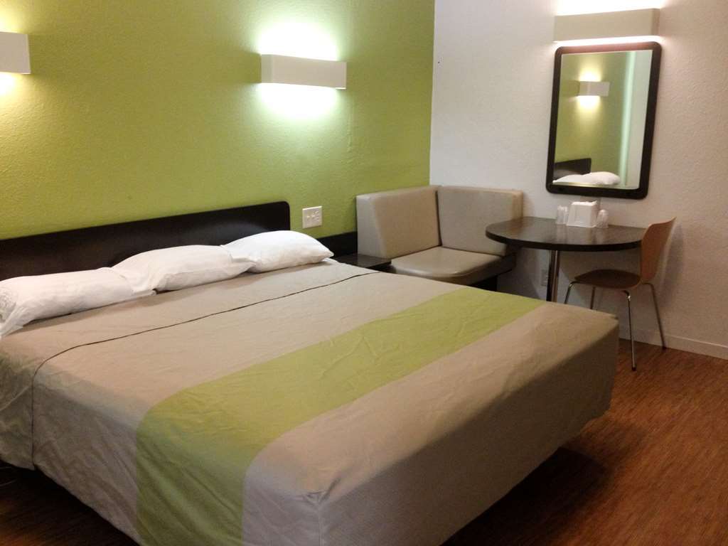 Motel 6 Сан-Рафел Номер фото